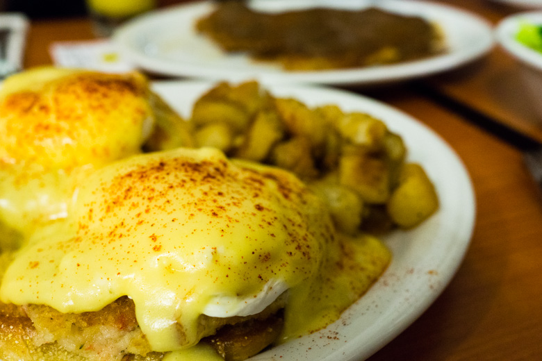 that-food-cray-honolulu-hawaii-breakfast-brunch-eggs-n-things-3